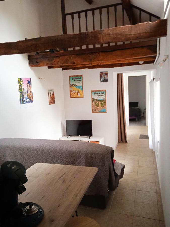 Charmante Maisonnette Proximite Cite Medievale Et Bords De Rance Dinan Extérieur photo