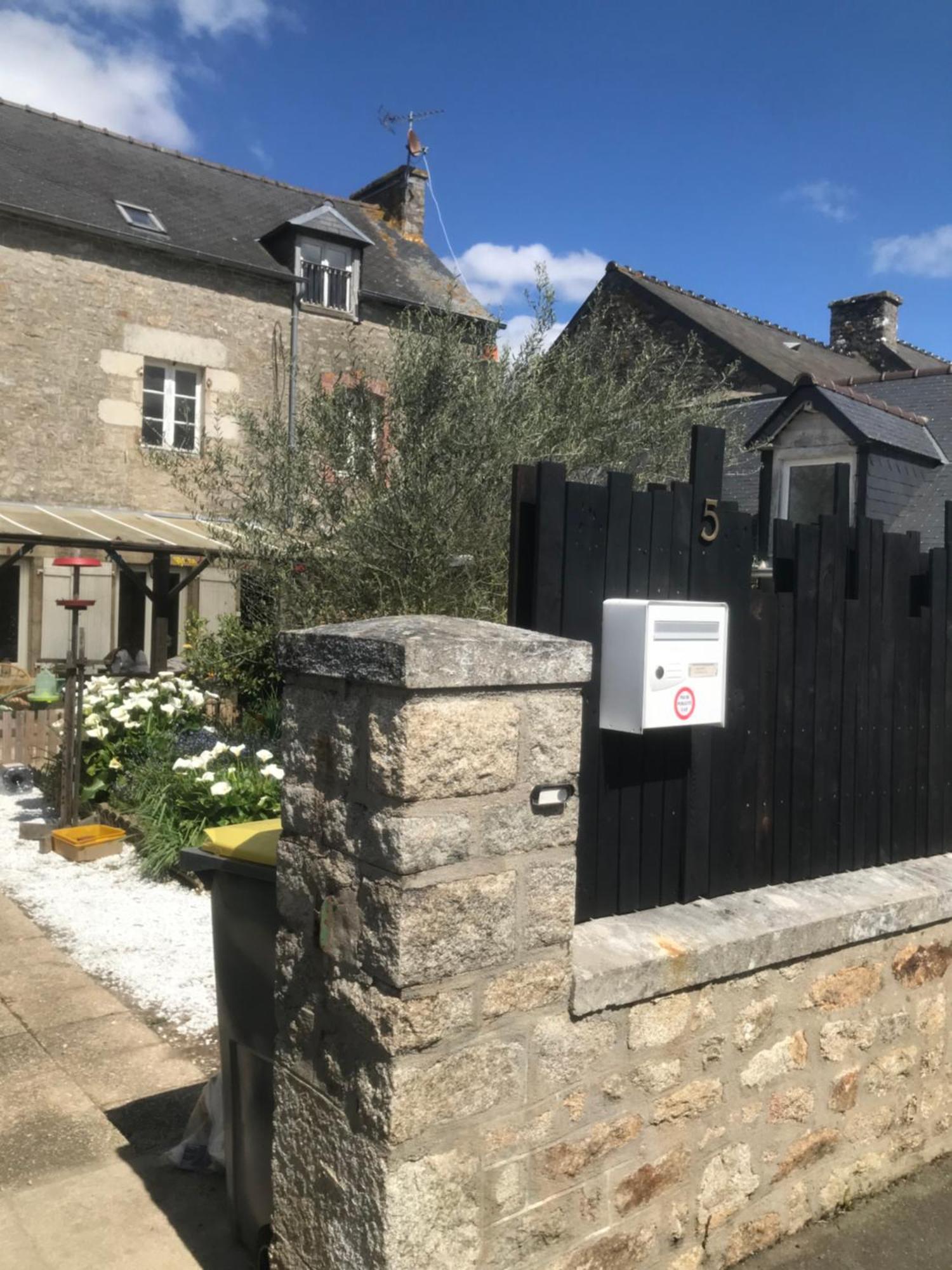 Charmante Maisonnette Proximite Cite Medievale Et Bords De Rance Dinan Extérieur photo